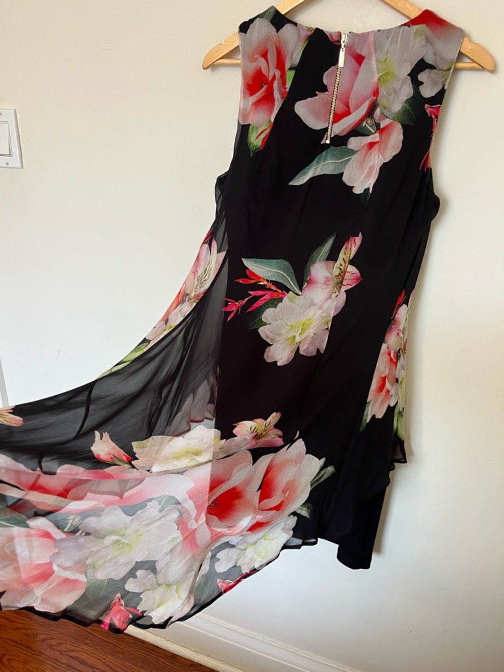 Lyman by Frank Lyman Black Floral Chiffon Overlay Dress Size 8 - Picture 9 of 13